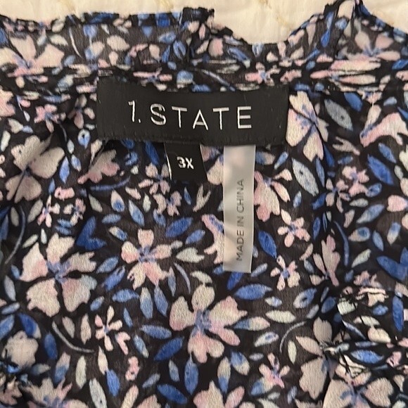 Nordstrom's brand 1.State Chateau Floral Cold-Shoulder Ruffle Sleeves Blouse 3X - Picture 6 of 12